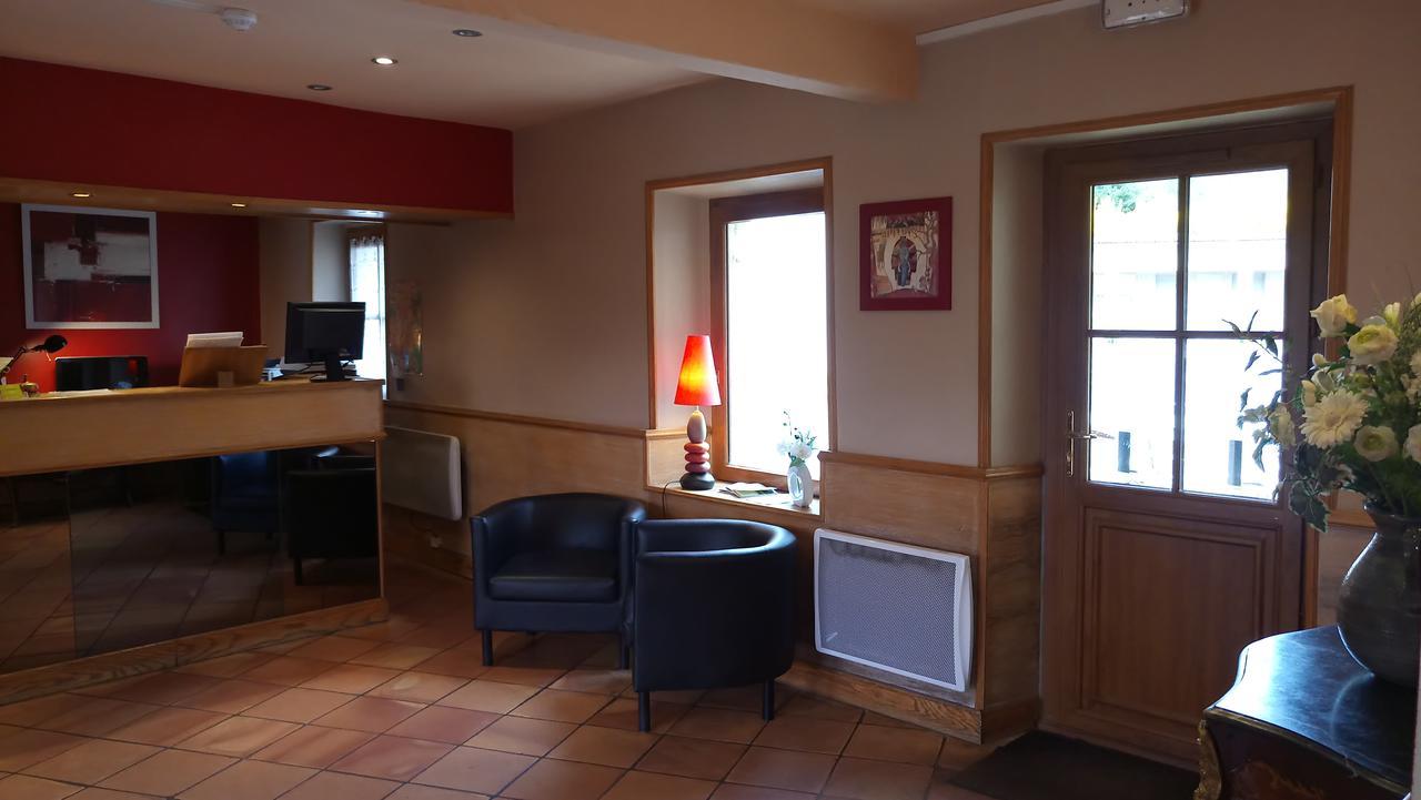 Hotel Restaurant - La Ferme De Vaux Creil Buitenkant foto